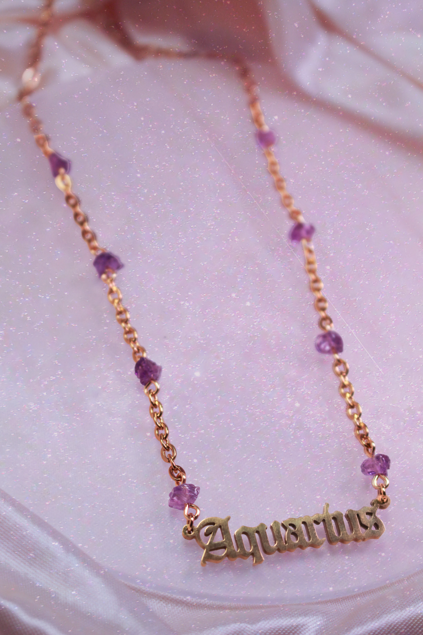 Sun Sign Necklace: Aquarius